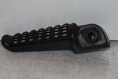 Framsidan på Fotpinne från en Kawasaki Z 800 -2014 motorcykel.