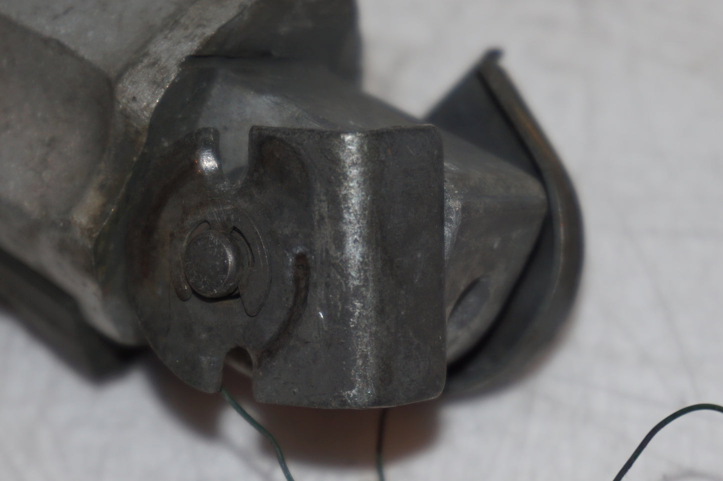 Extrabild1 på Fotpinne från en Kawasaki GPZ 900 -1989 motorcykel.