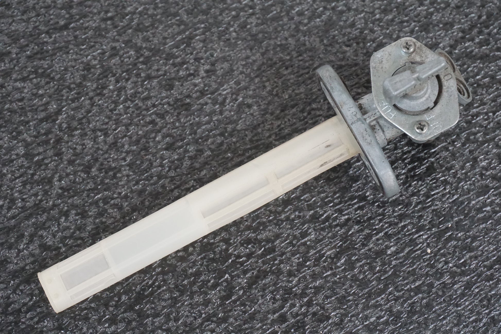 Framsidan på Bensinkran från en Yamaha TDM 850 -1996 motorcykel.