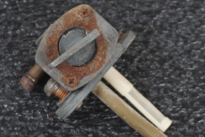 Baksidan på Bensinkran från en Yamaha XTZ 750 -1992 motorcykel.