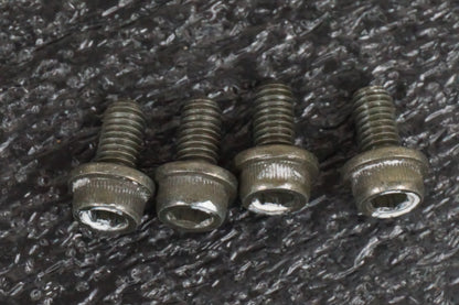 Baksidan på Bensintankgivare från en Suzuki GSX 1400 -2003 motorcykel.