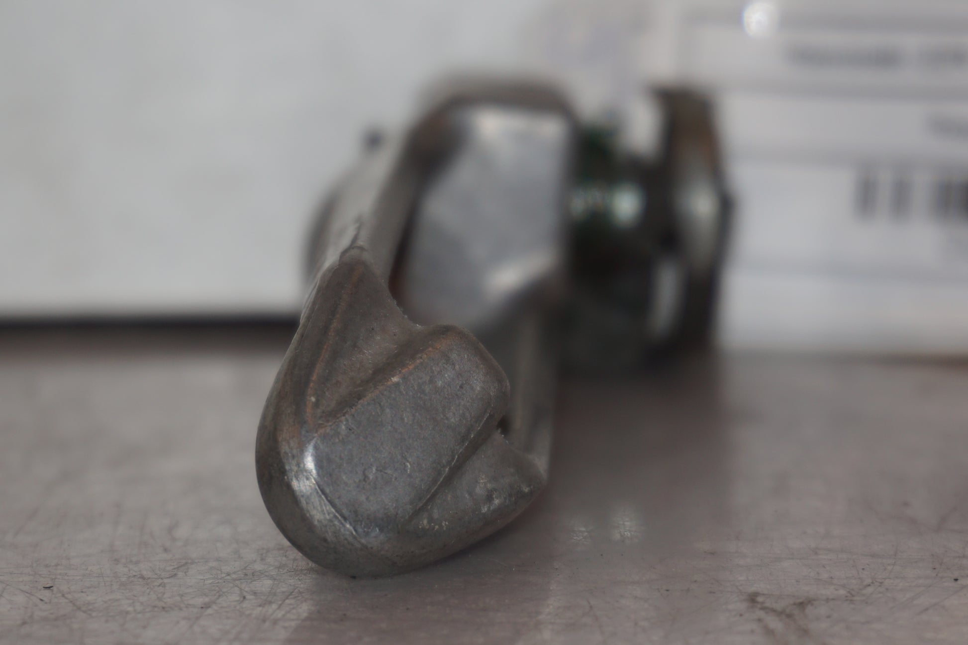 Vänster sida på Fotpinne från en Kawasaki ZZR 1100 -1991 motorcykel.