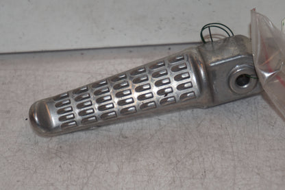 Framsidan på Fotpinne från en Kawasaki Z 1000 -2008 motorcykel.