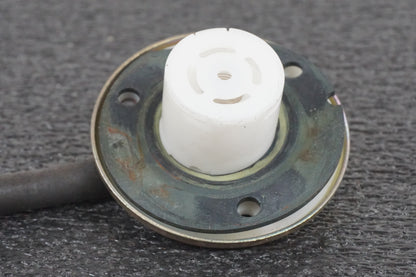 Höger sida på Bensintanksavluftare från en Suzuki VL 1500 -2002 motorcykel.