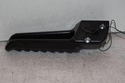 Höger sida på Fotpinne från en Kawasaki Z 1000 -2010 motorcykel.