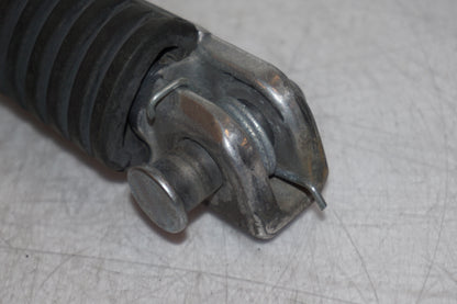 Snett nerifrån på Fotpinne från en Kawasaki ZR-X 1200 S -2001 motorcykel.