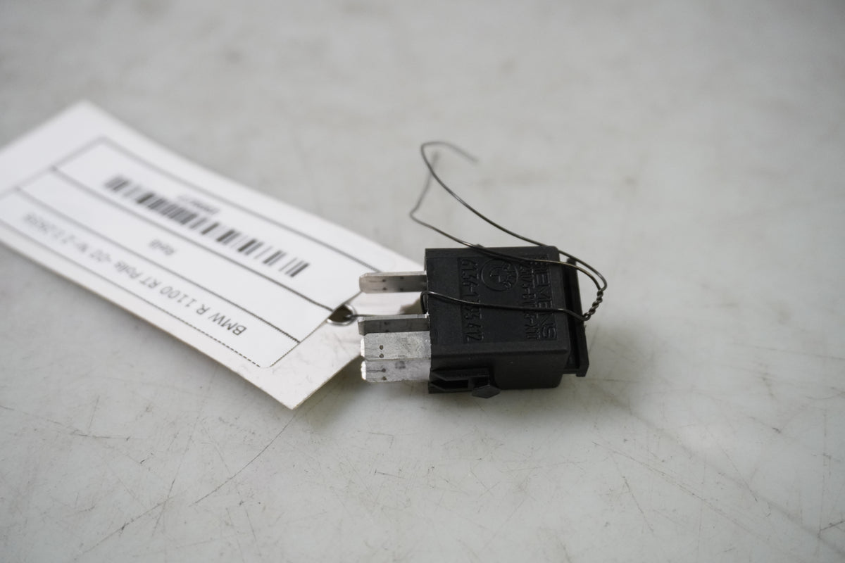 Relä