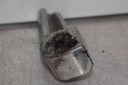 Vänster sida på Fotpinne från en Kawasaki ZR-X 1200 S -2001 motorcykel.