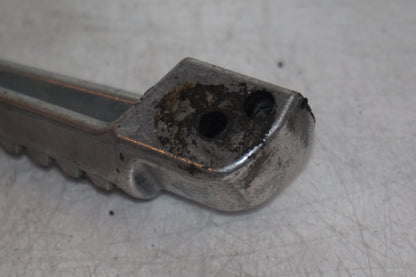 Snett uppifrån på Fotpinne från en Kawasaki ZR-X 1200 S -2001 motorcykel.