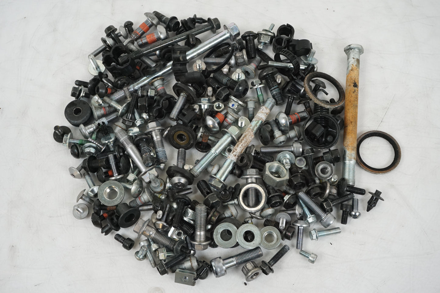 Tornillo / Tuerca etc