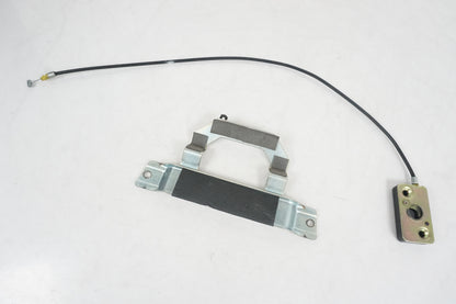 Framsidan på Sadellåsmekanism från en Suzuki TL 1000 S -1997 motorcykel.