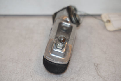 Vänster sida på Fotpinne från en Kawasaki Z 1000 -2003 motorcykel.