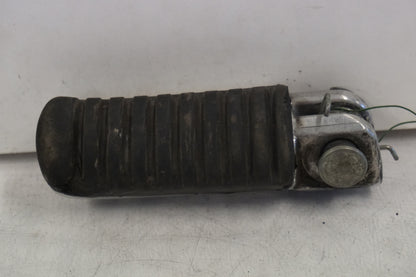 Framsidan på Fotpinne från en Kawasaki ZX-9R -1998 motorcykel.