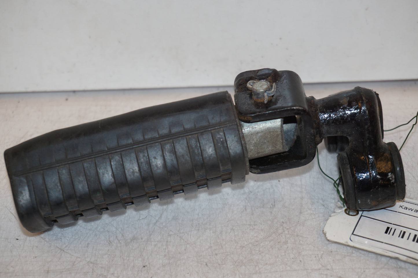 Höger sida på Fotpinne från en Kawasaki Z 750 80-tal -1982 motorcykel.