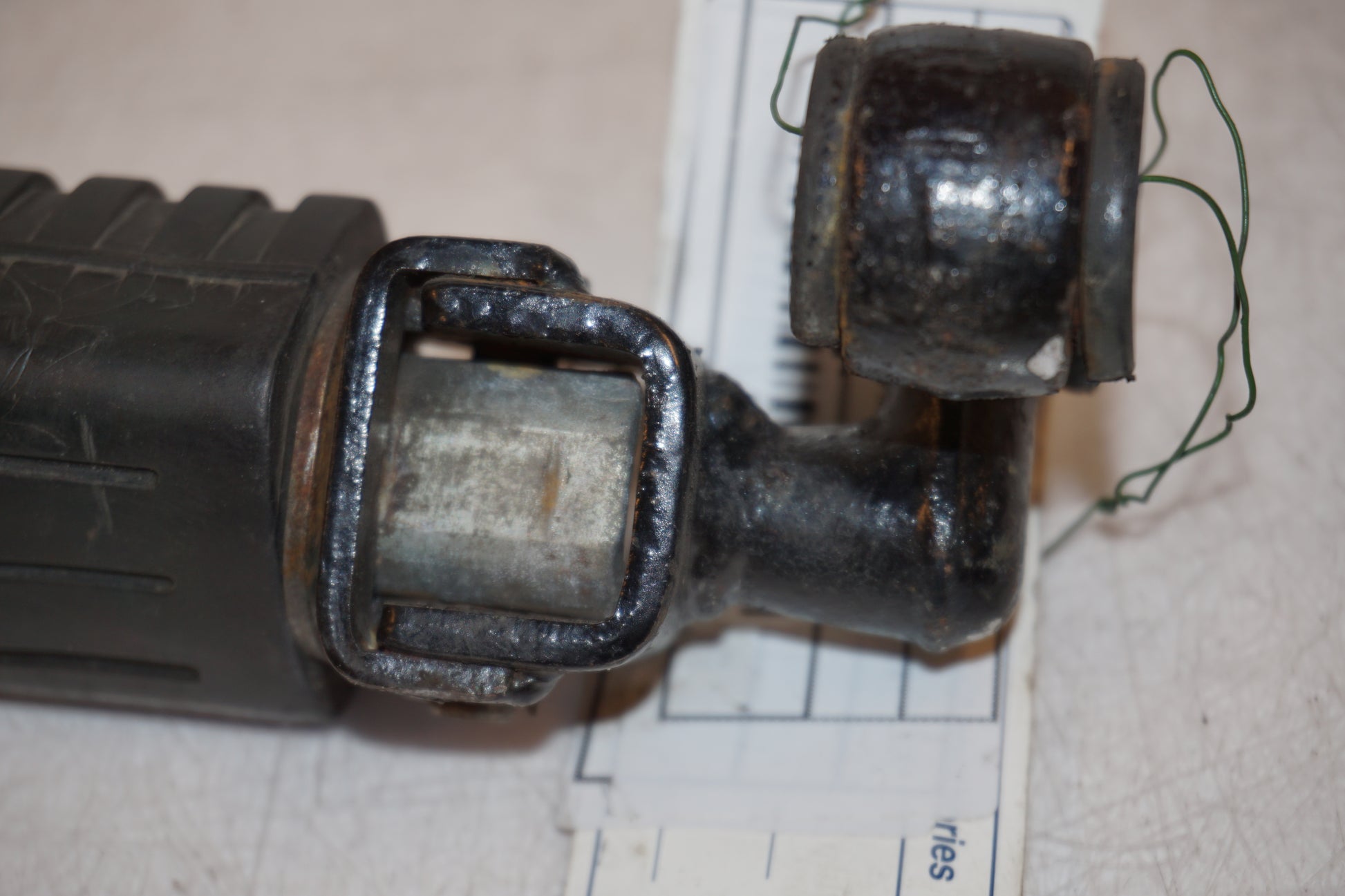 Snett nerifrån på Fotpinne från en Kawasaki Z 750 80-tal -1982 motorcykel.