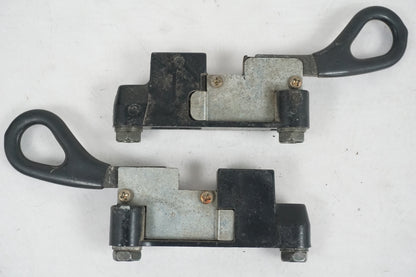 Höger sida på Sadellåsmekanism från en Yamaha V-MAX 1200 -1997 motorcykel.