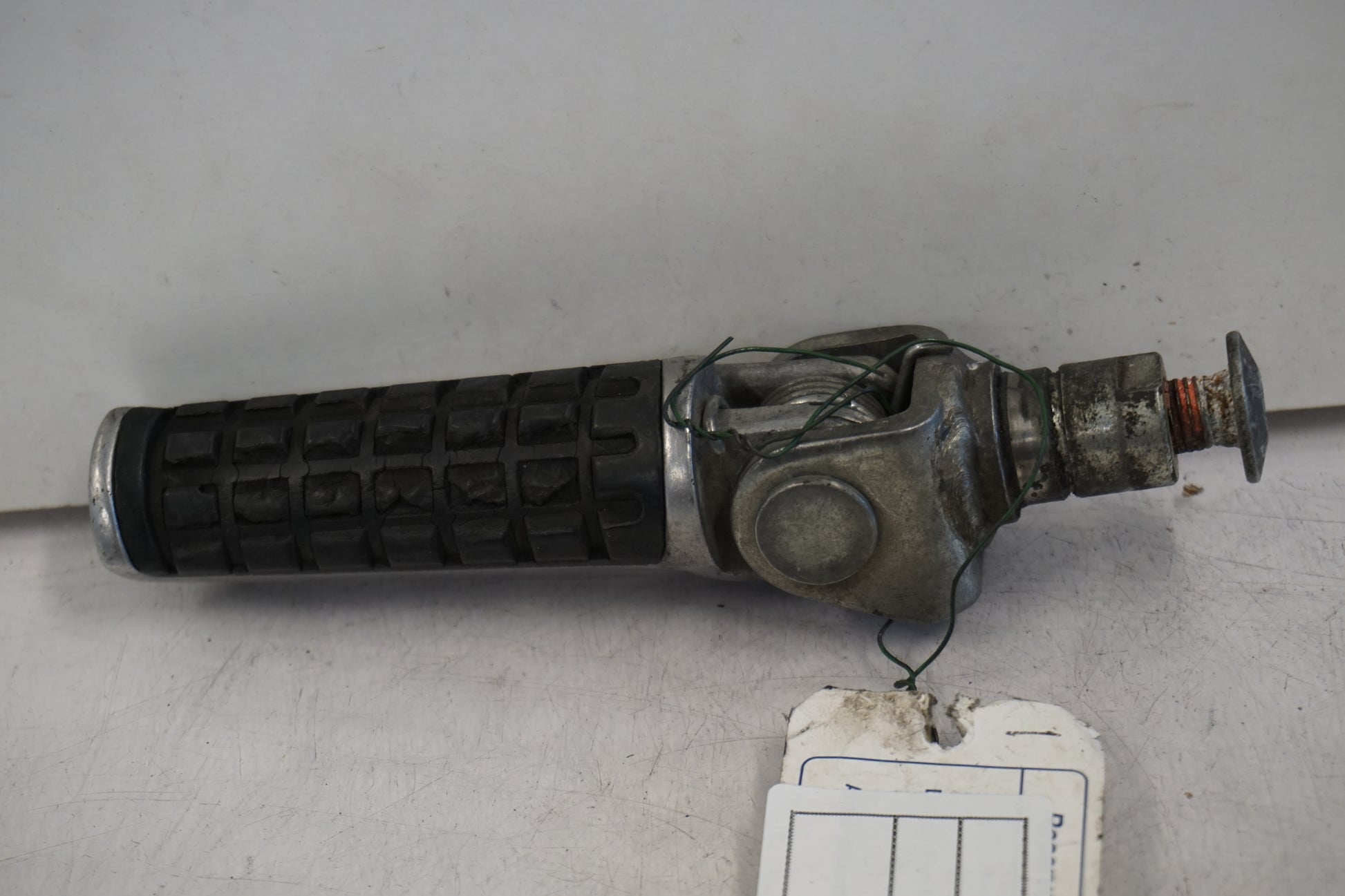 Framsidan på Fotpinne från en Kawasaki ZXR 750 -1989 motorcykel.