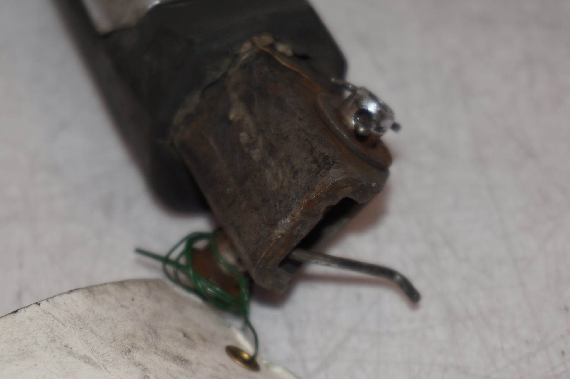 Snett uppifrån på Fotpinne från en Honda NX 250 -1990 motorcykel.