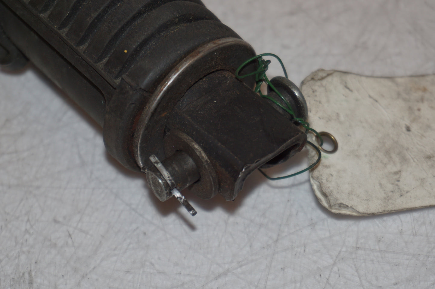 Extrabild1 på Fotpinne från en Honda CB 650 -1982 motorcykel.