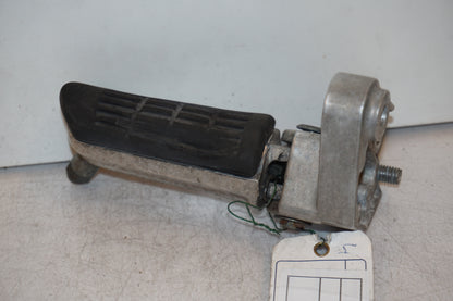 Baksidan på Fotpinne från en Honda CB 750 SF -1993 motorcykel.