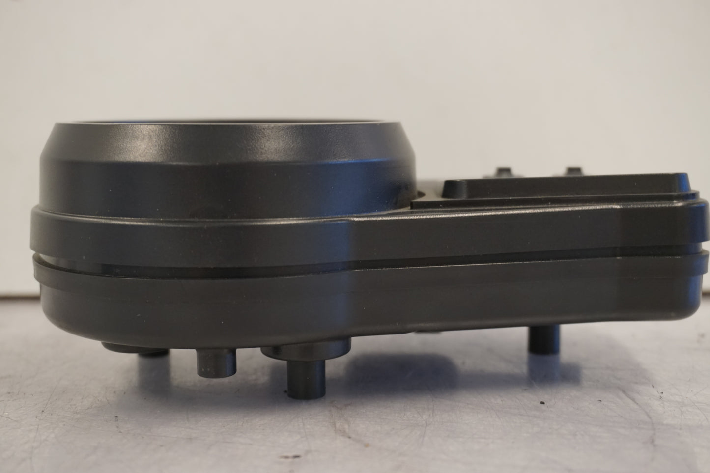 Vänster sida på Instrumentpanel från en Yamaha YZF R6 -2001 motorcykel.