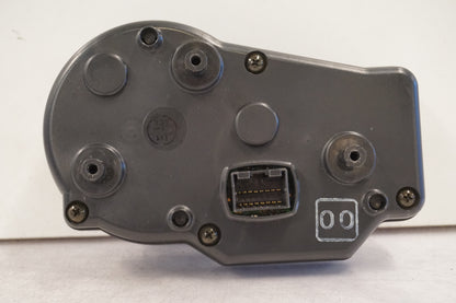 Snett nerifrån på Instrumentpanel från en Yamaha YZF R6 -2001 motorcykel.