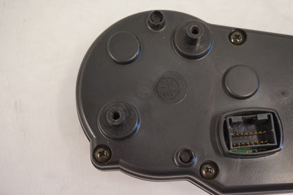 Extrabild1 på Instrumentpanel från en Yamaha YZF R6 -2001 motorcykel.