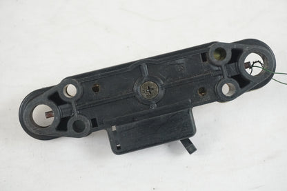 Höger sida på Sadellåsmekanism från en Suzuki RF 600 R -1993 motorcykel.