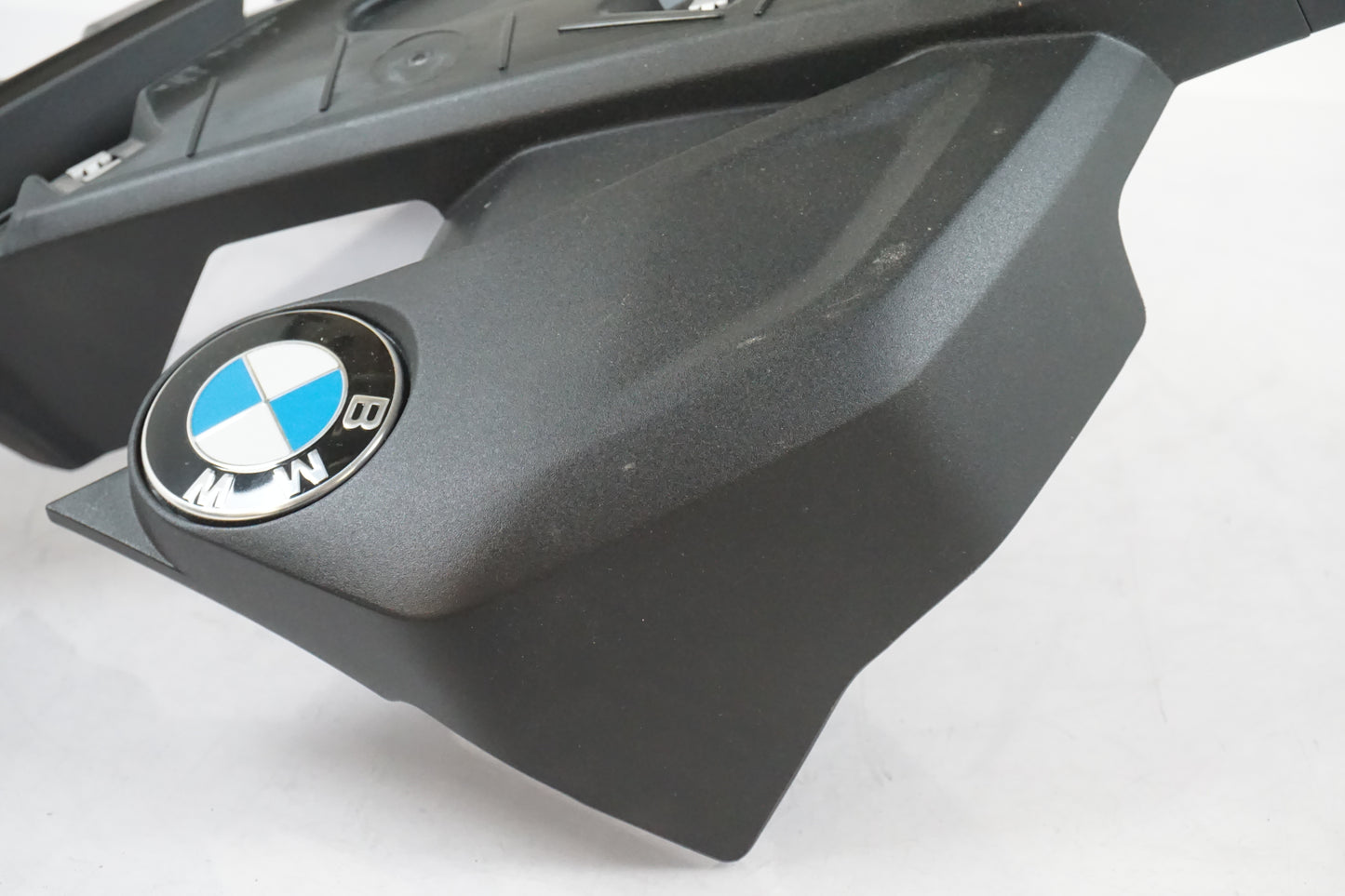 Cubierta lateral de plástico interior