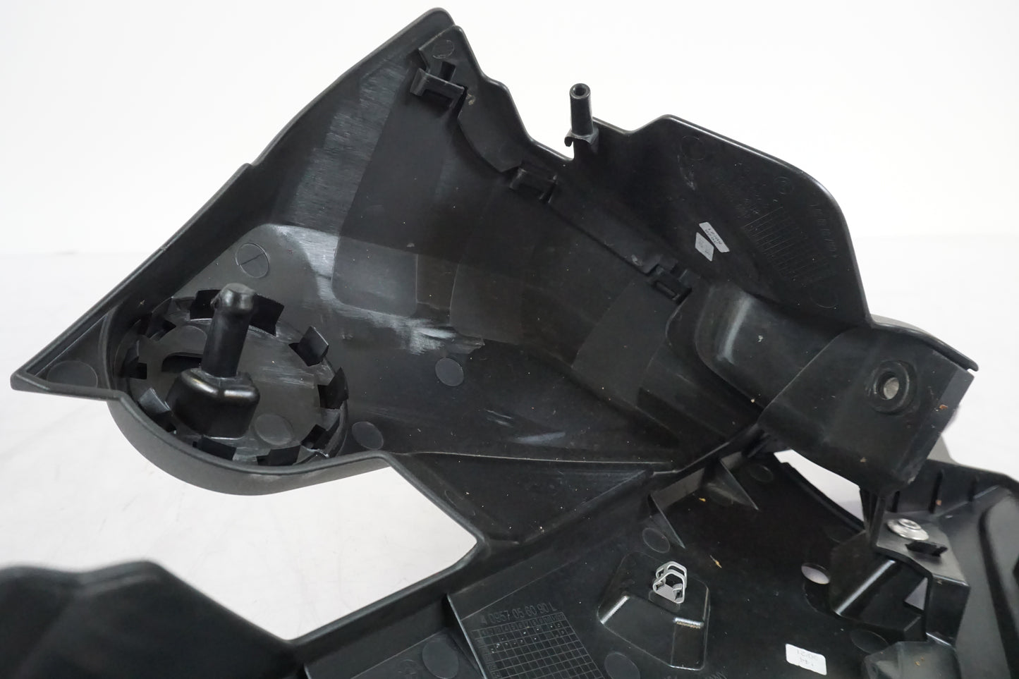 Cubierta lateral de plástico interior