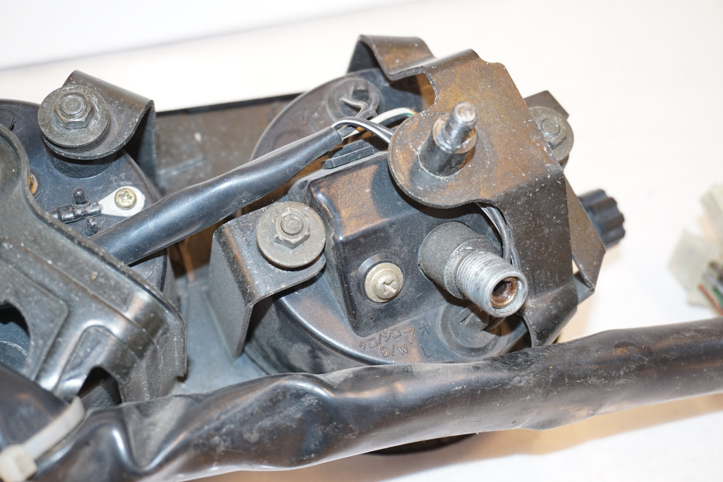 Extrabild5 på Instrumentpanel från en Yamaha FZ 750 -1989 motorcykel.