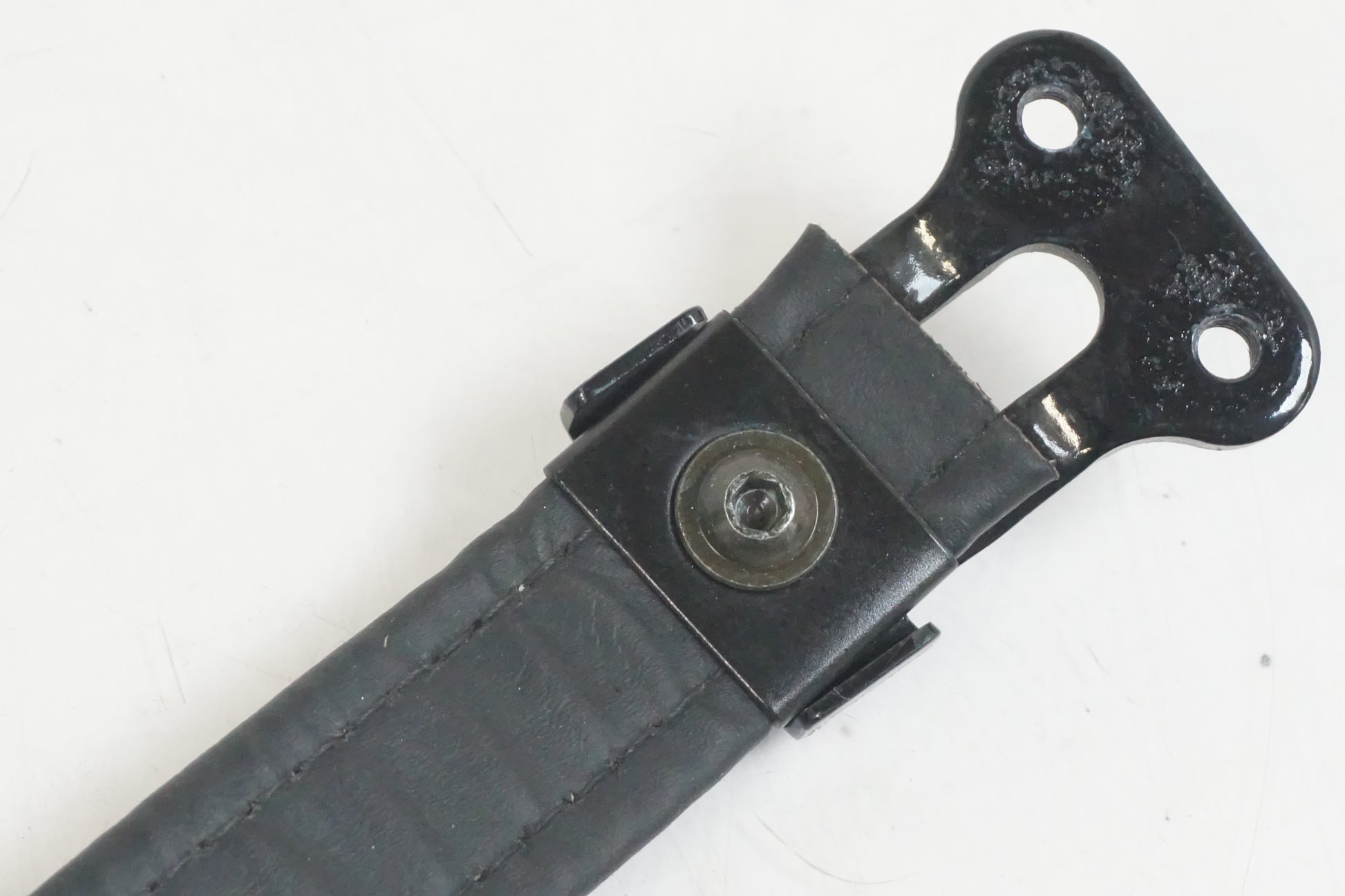 Höger sida på Sadelrem från en Kawasaki VN 1600 -2006 motorcykel.