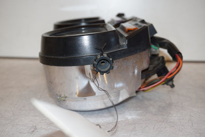 Höger sida på Instrumentpanel från en Yamaha XV 400 -1983 motorcykel.