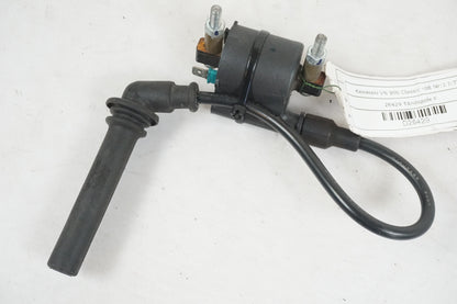 Framsidan på Tändspole från en Kawasaki VN 900 -2008 motorcykel.