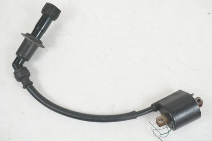 Framsidan på Tändspole från en Suzuki DR 800 S -1996 motorcykel.