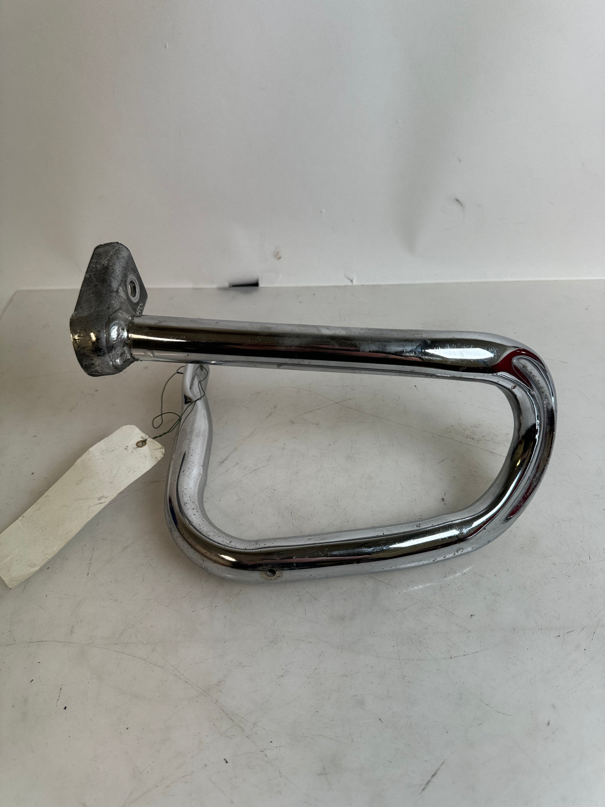 Höger sida på Väskskyddsbåge från en Honda GL 1500 -1998 motorcykel.