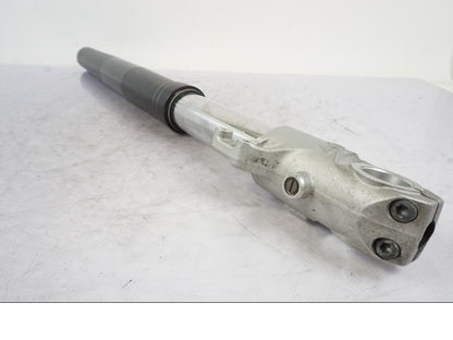 Framsidan på Gaffelben från en KTM 990 Super Duke -2006 motorcykel.