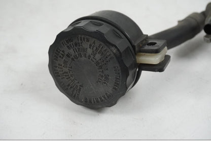 Extrabild2 på Bromshuvudcylinder från en Kawasaki Z 750 -2006 motorcykel.