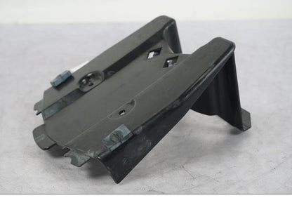 Höger sida på Undertail från en KTM 690 SM R -2009 motorcykel.