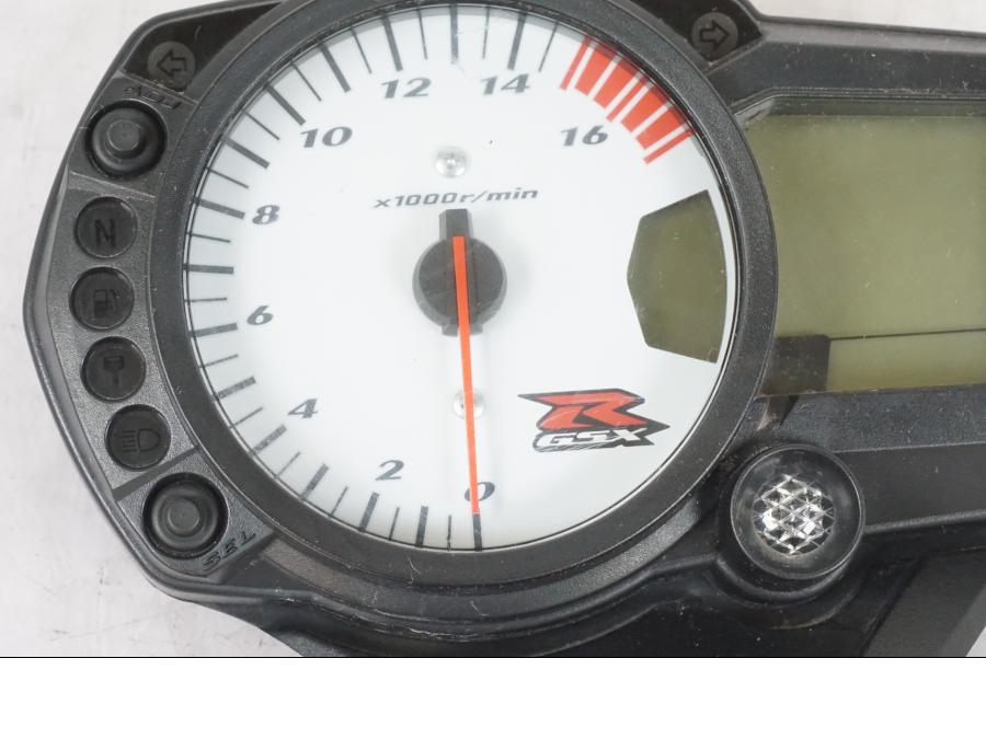 Baksidan på Instrumentpanel från en Suzuki GSX-R 750 -2007 motorcykel.