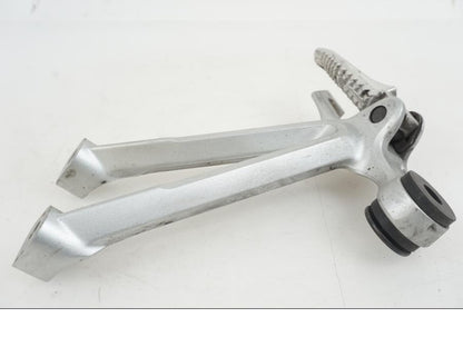 Baksidan på Fotpinne från en Suzuki GSX-R 1000 -2007 motorcykel.