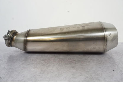 Extrabild2 på Ljuddämpare från en KTM 1290 Super Duke R -2021 motorcykel.