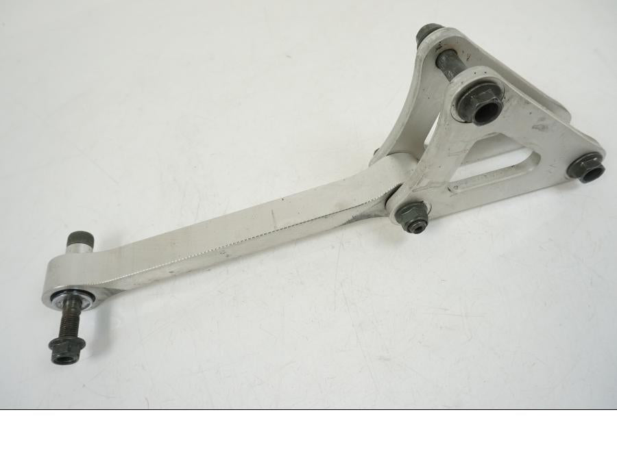 Extrabild1 på Stötdämparlänkage från en Yamaha YZF 1000 R1 -2006 motorcykel.