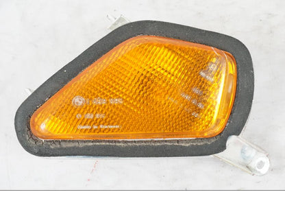 Framsidan på Blinkers från en BMW K 1100 LT -1999 motorcykel.