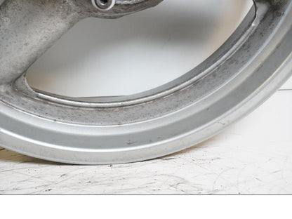 Extrabild3 på Fälg från en Suzuki SV 650 -2003 motorcykel.