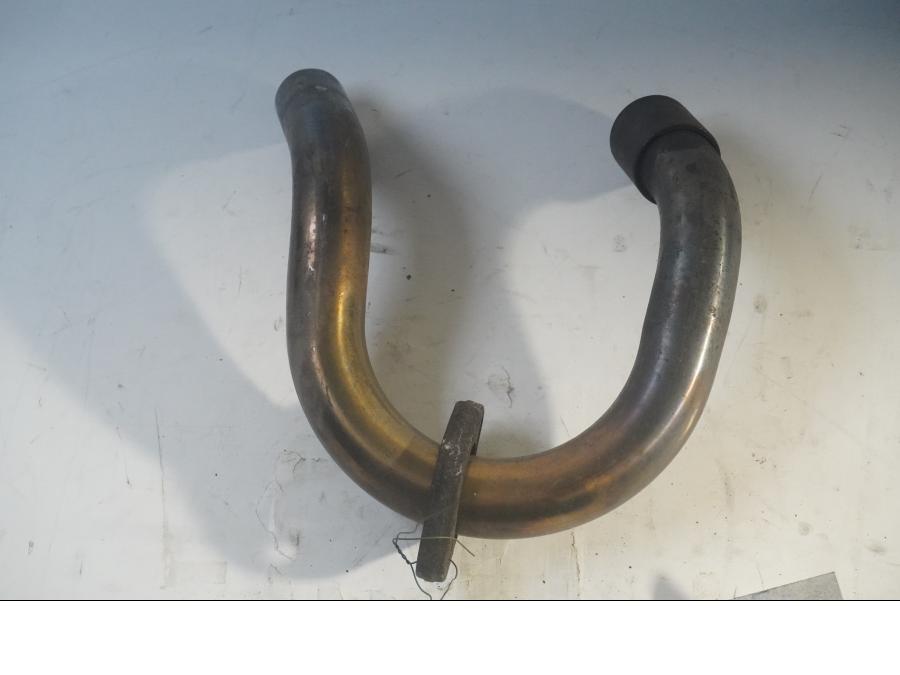 Höger sida på Grenrör från en BMW F 650 -1999 motorcykel.