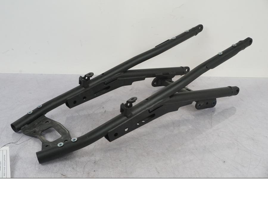 Baksidan på Bakram från en Yamaha MT-09 SP -2018 motorcykel.