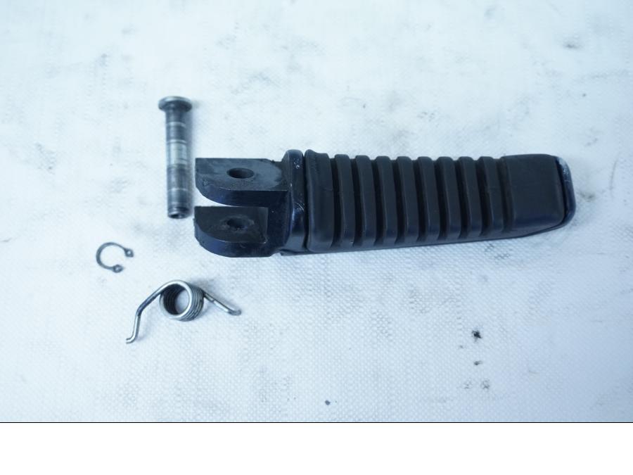 Framsidan på Fotpinne från en Ducati 750 SS -1995 motorcykel.