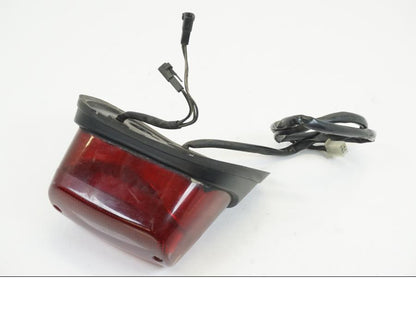 Snett uppifrån på Baklampa från en Suzuki VL 1500 -1999 motorcykel.