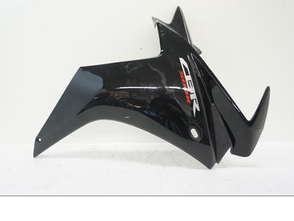 Framsidan på Sidkåpa från en Honda CBR 500 R -2013 motorcykel.